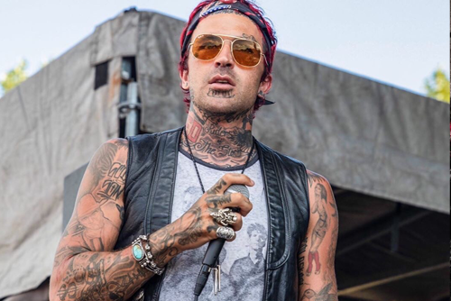 Yelawolf image